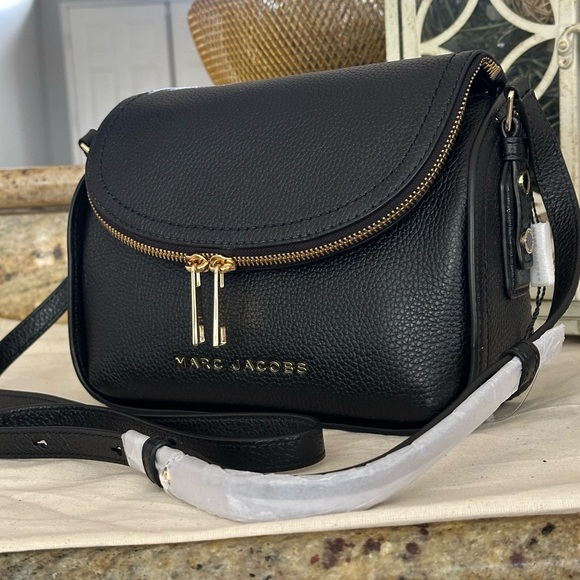 Marc Jacobs Handbags - New Marc Jacob The Grove Leather Mini Messenger Bag